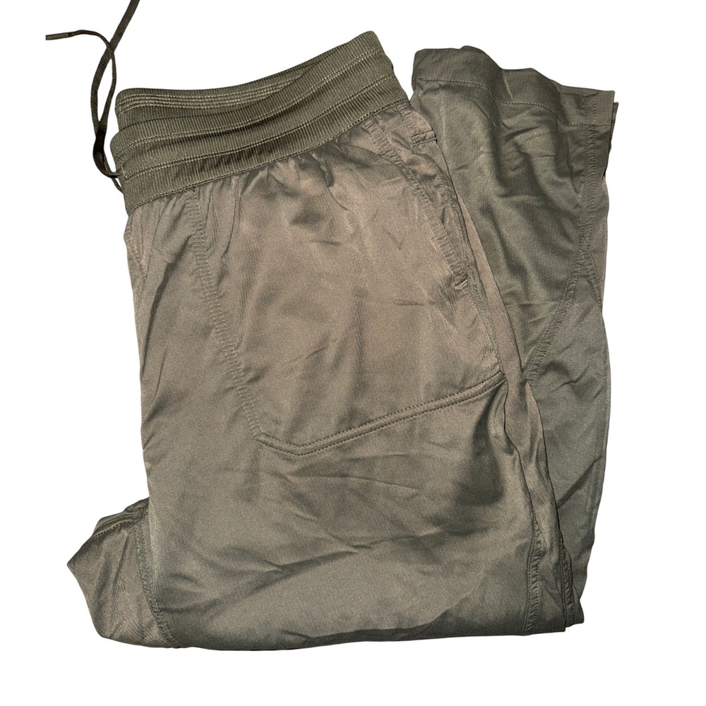 The North Face Aphrodite Motion Capri Active Pants Army Green Olive Womens 1X